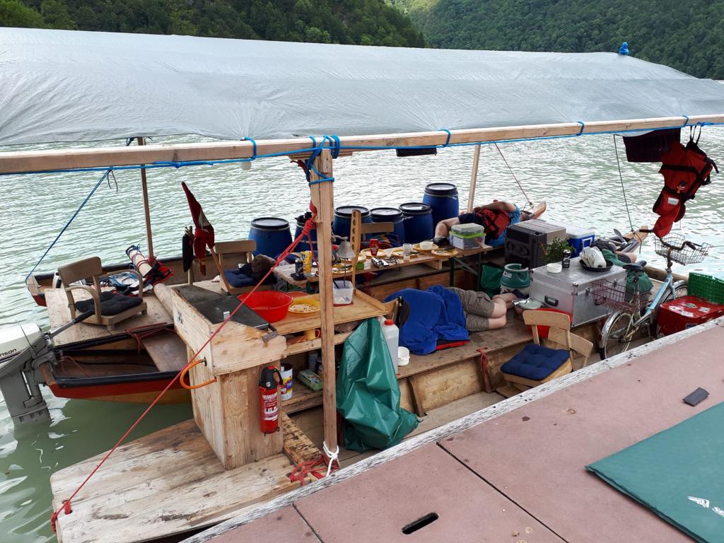 b83ebcc4-752f-4954-b0f7-d9306463fd44